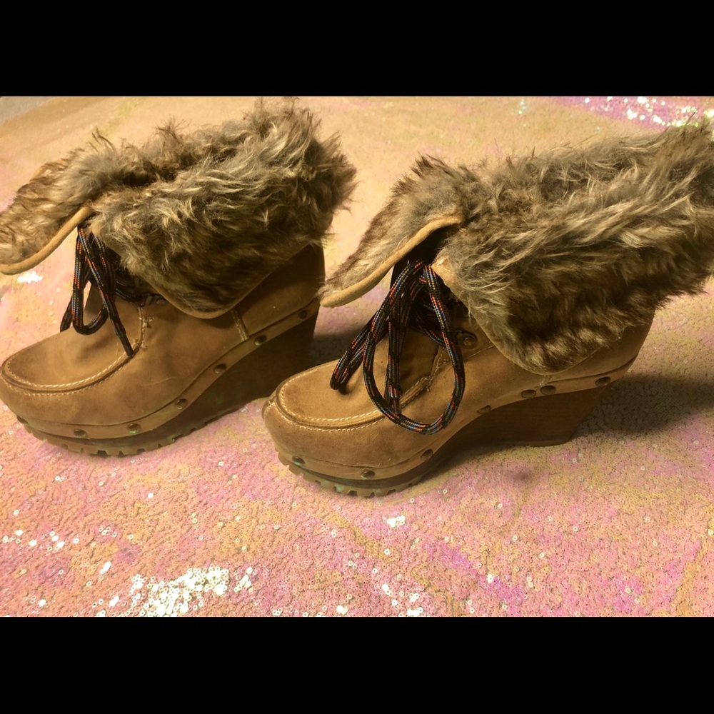 Buckle  brand heeled boots